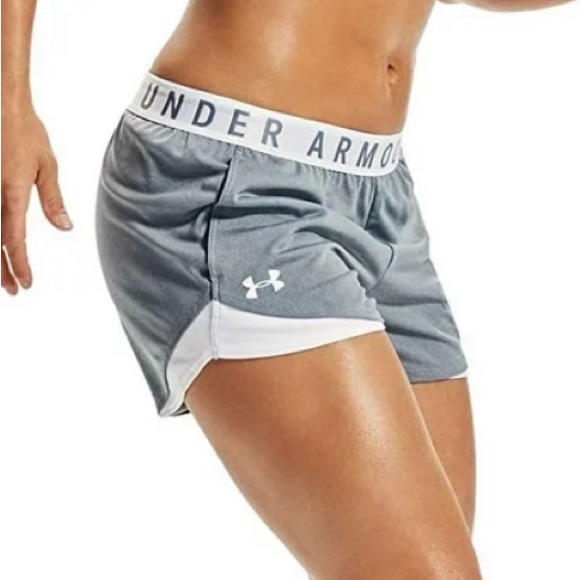 Under Armour Women's Moisture Wicking Play Up 3.0 Gym Shorts, 3" - Picture 4 of 9